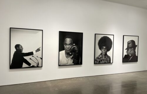 Samuel Fosso: Autoportrait @Yossi Milo