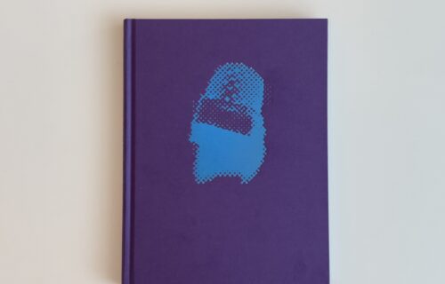 Marinos Tsagkarakis, Strawberry Blue